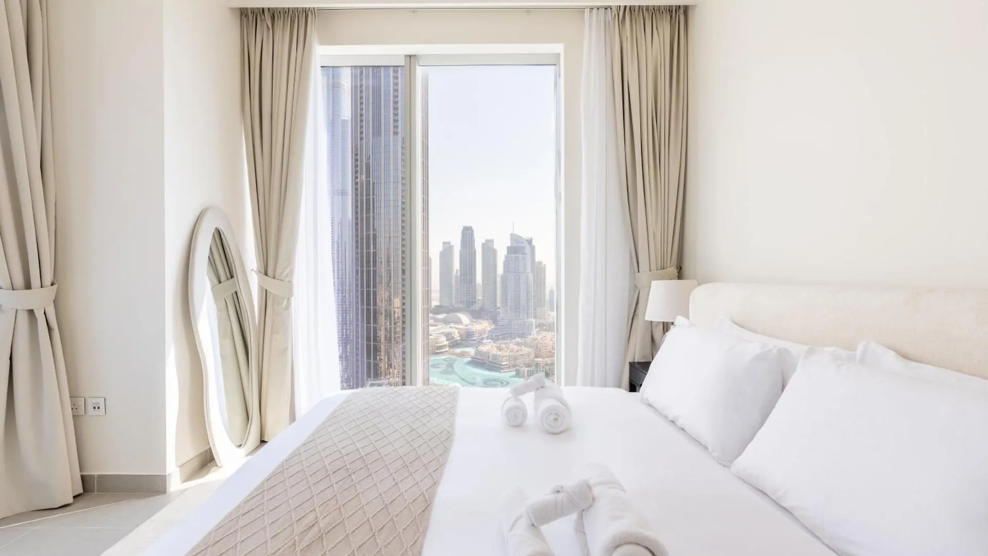 Luxury 3Br And Maid Room Forte Tower 1 With Fountain View Dubai