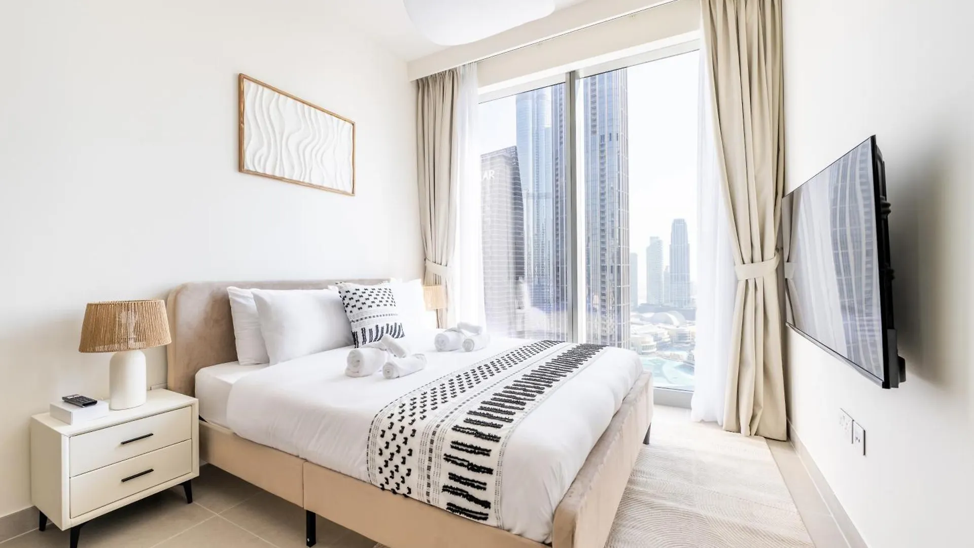 Luxury 3Br And Maid Room Forte Tower 1 With Fountain View Dubai 0*,